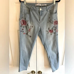Sandpiper Floral Embroidered Boho Light Wash Stretch Jeans